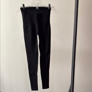 Assets by Spanx Black Shapewear Leggings